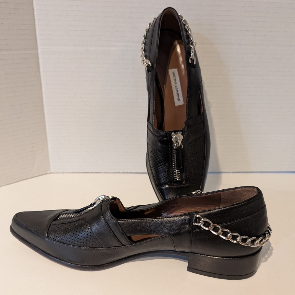 Tabitha Simmons Black Pump w Zipper & Chain Detail. EU Sz.40 Leather Made In Ita - Picture 9 of 16
